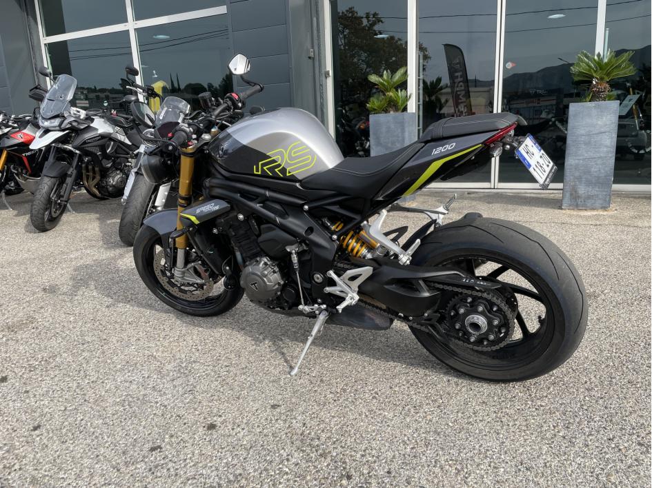 TRIUMPH SPEED TRIPLE 1200 RS