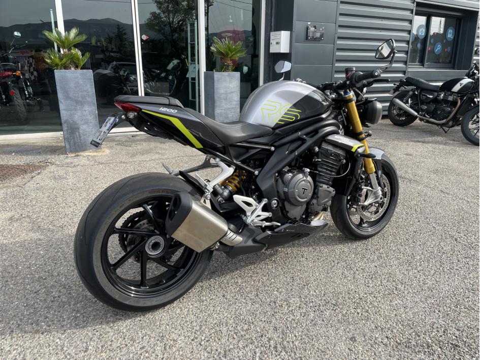 TRIUMPH SPEED TRIPLE 1200 RS