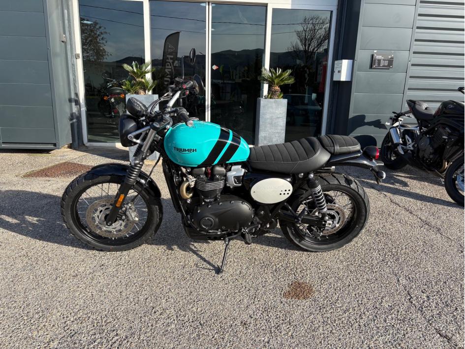 TRIUMPH SCRAMBLER 900