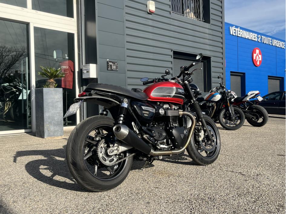 TRIUMPH SPEED TWIN 1200