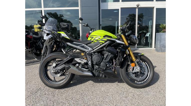 TRIUMPH STREET TRIPLE 795 MOTO 2