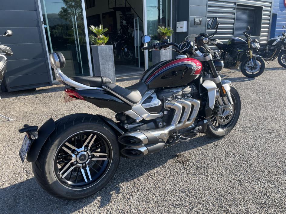 TRIUMPH ROCKET 3 GT