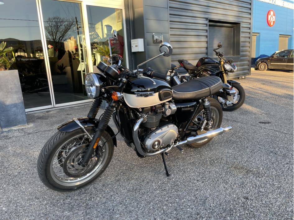 TRIUMPH BONNEVILLE T120