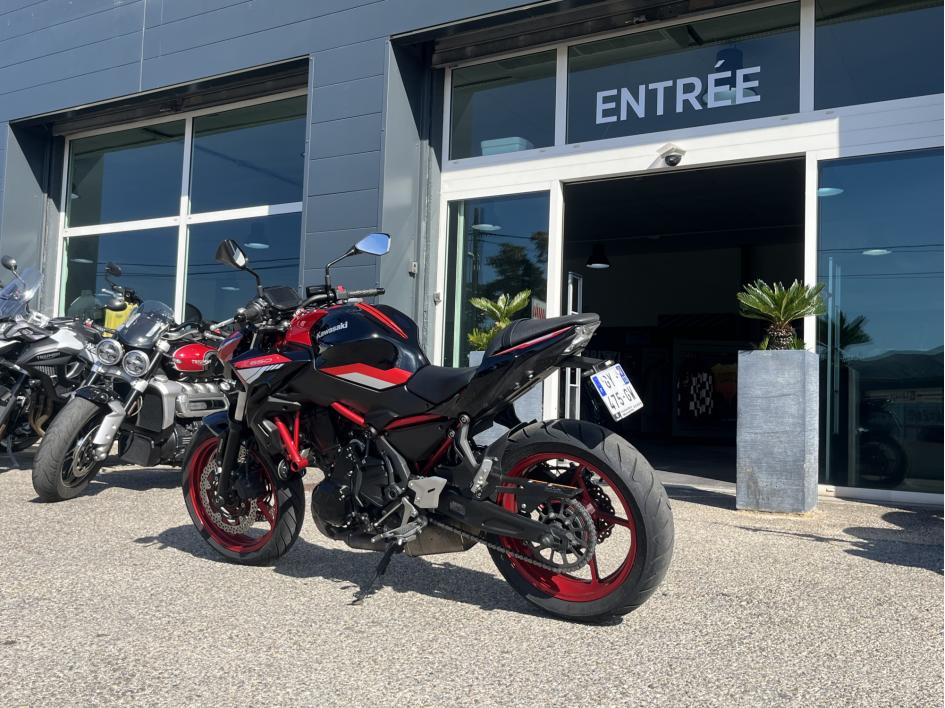 KAWASAKI Z650 - Z650