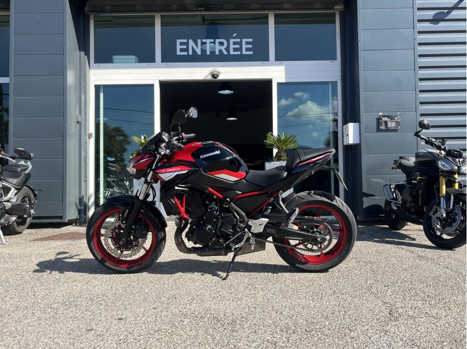 KAWASAKI Z650 - Z650