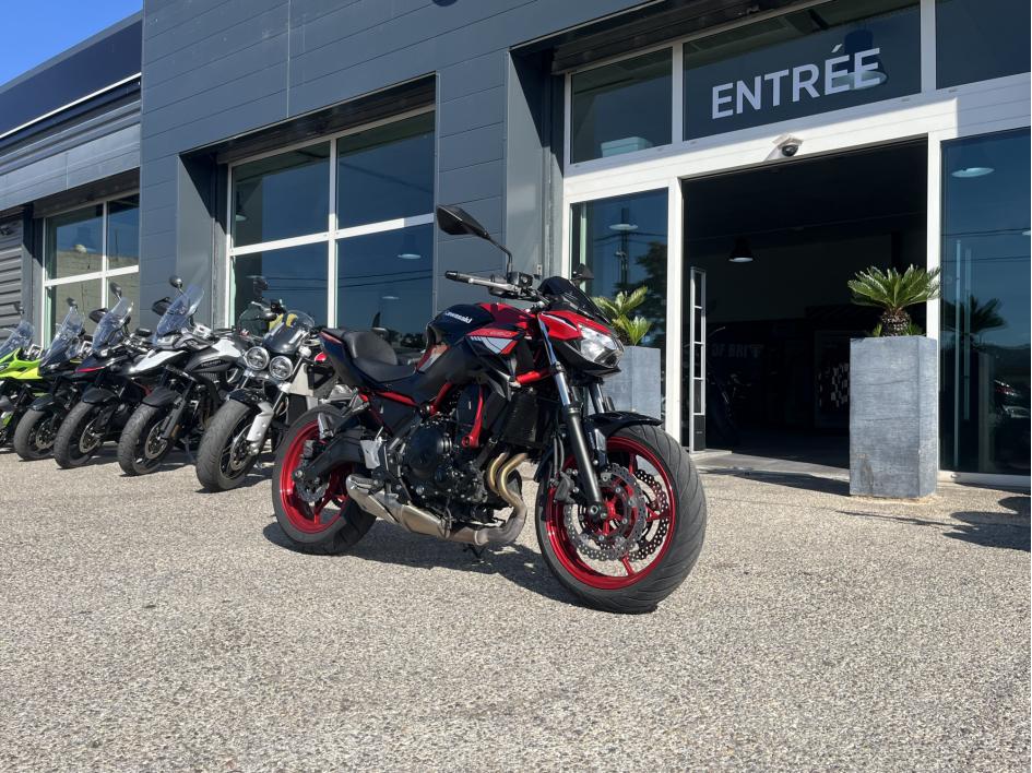 KAWASAKI Z650 - Z650