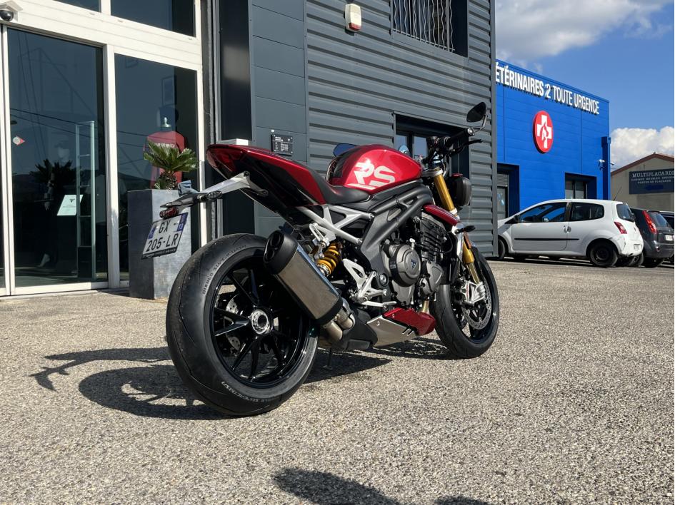 TRIUMPH SPEED TRIPLE 1200 RS
