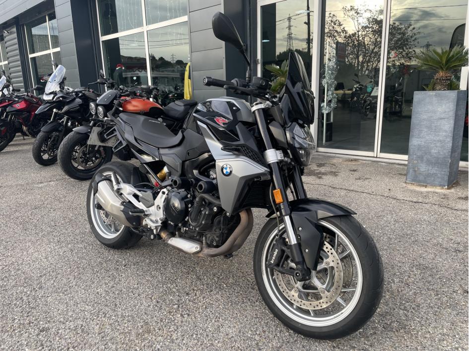 BMW F 900 R