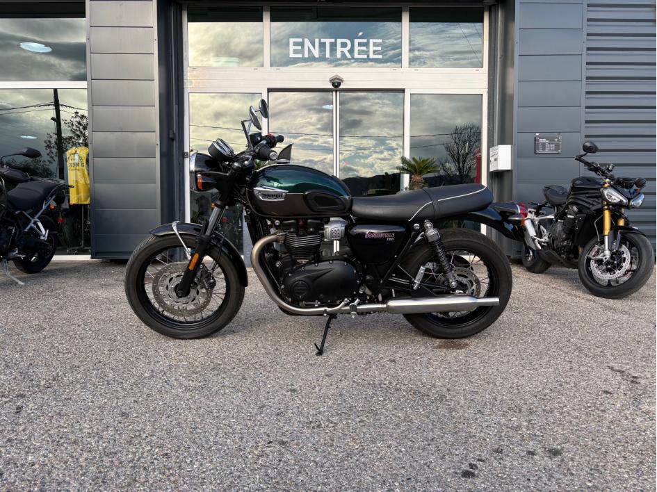 TRIUMPH Bonneville T100