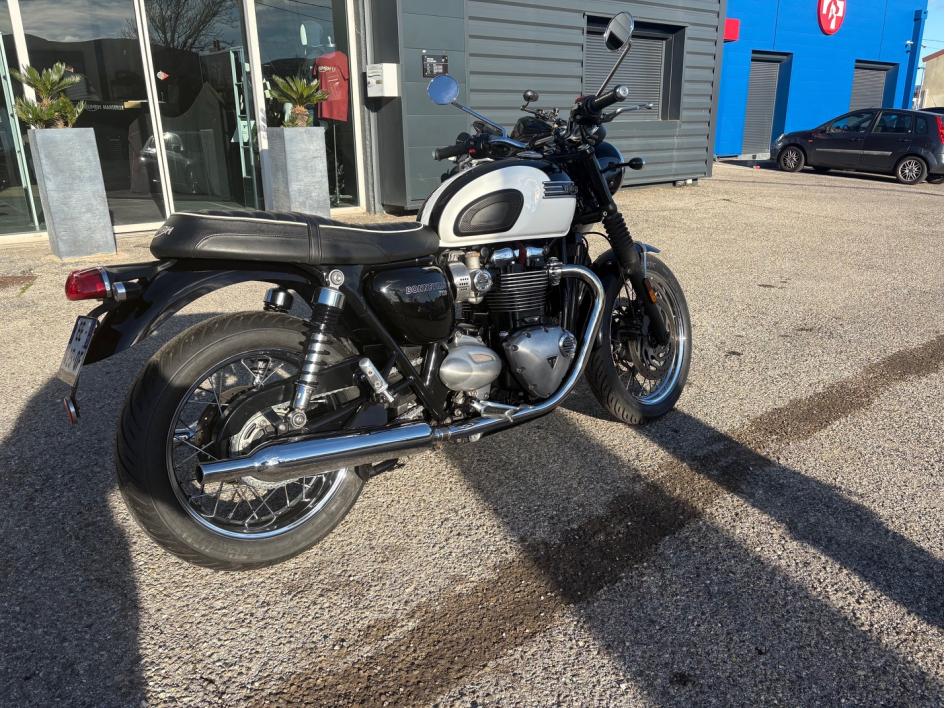TRIUMPH BONNEVILLE T120