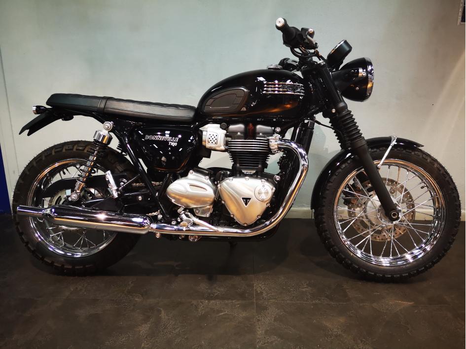 Une BONNEVILLE T100 qui change de l'ordianaire!